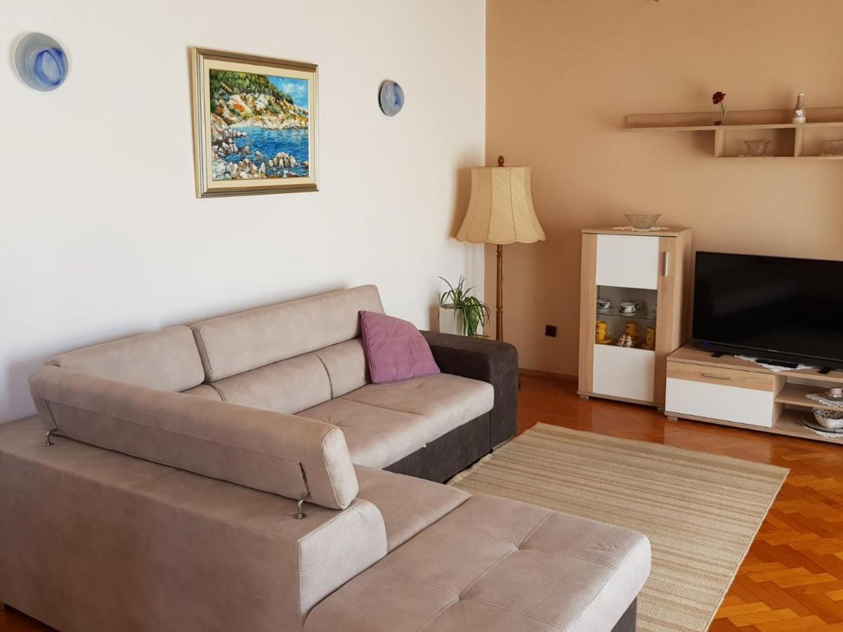 Apartments Labor Vodice Luaran gambar