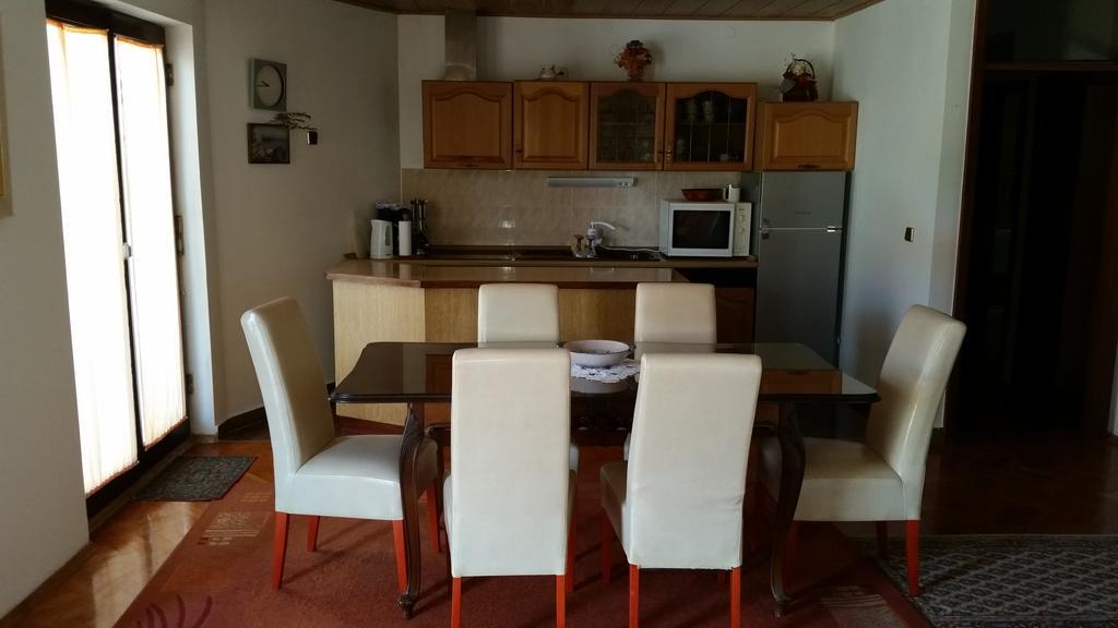 Apartments Labor Vodice Luaran gambar