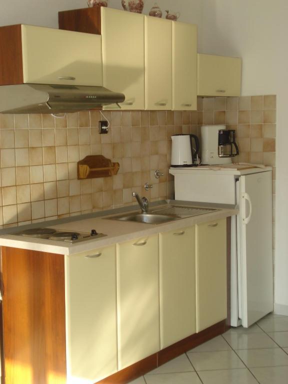 Apartments Labor Vodice Bilik gambar