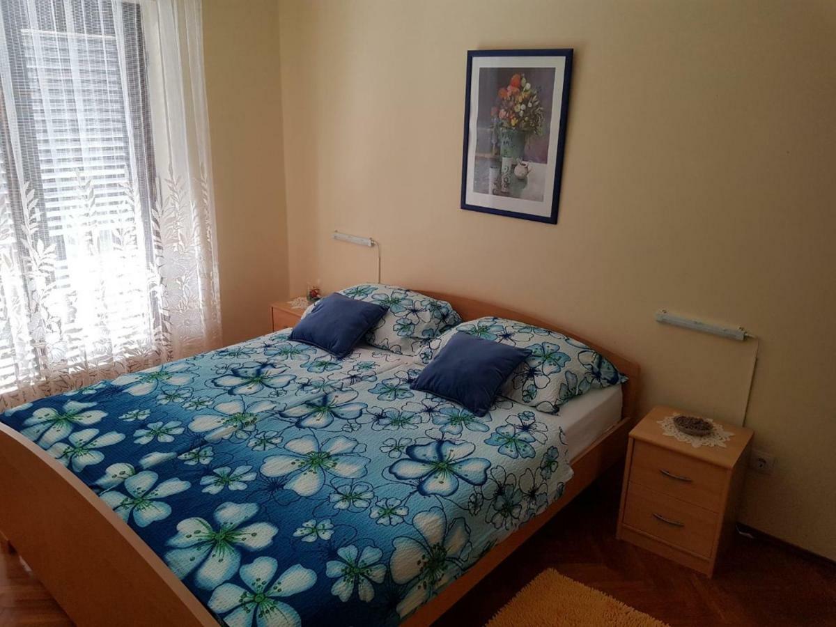 Apartments Labor Vodice Luaran gambar